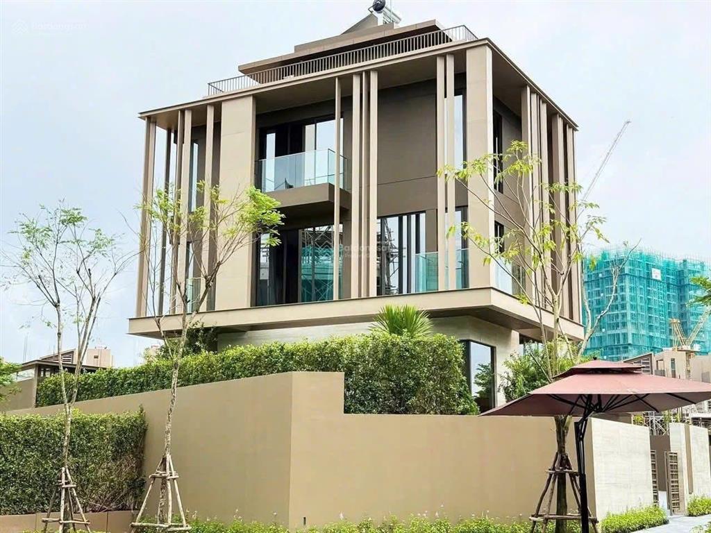 Khách cần sang nhượng lại nhà phố liền kề, tổng diện tích 176m², giá mong muốn 10.2 tỷ, 0971 589 ***