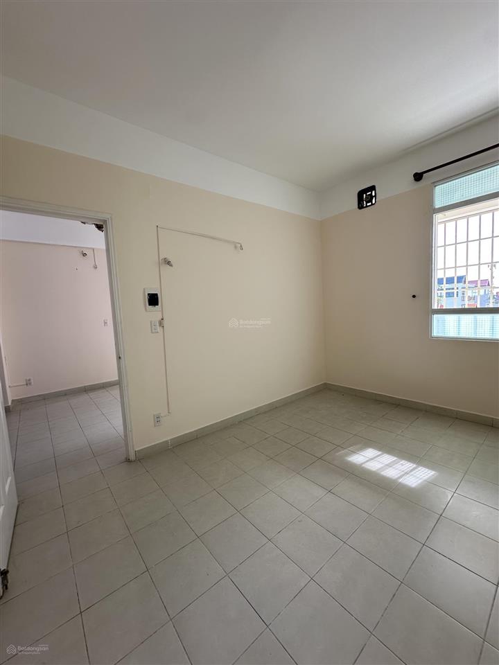 Chính chủ cần sang căn 2pn+2wc, 2 ban công riêng biệt diện tích 85,1m2 có thể ngăn thành 3pn