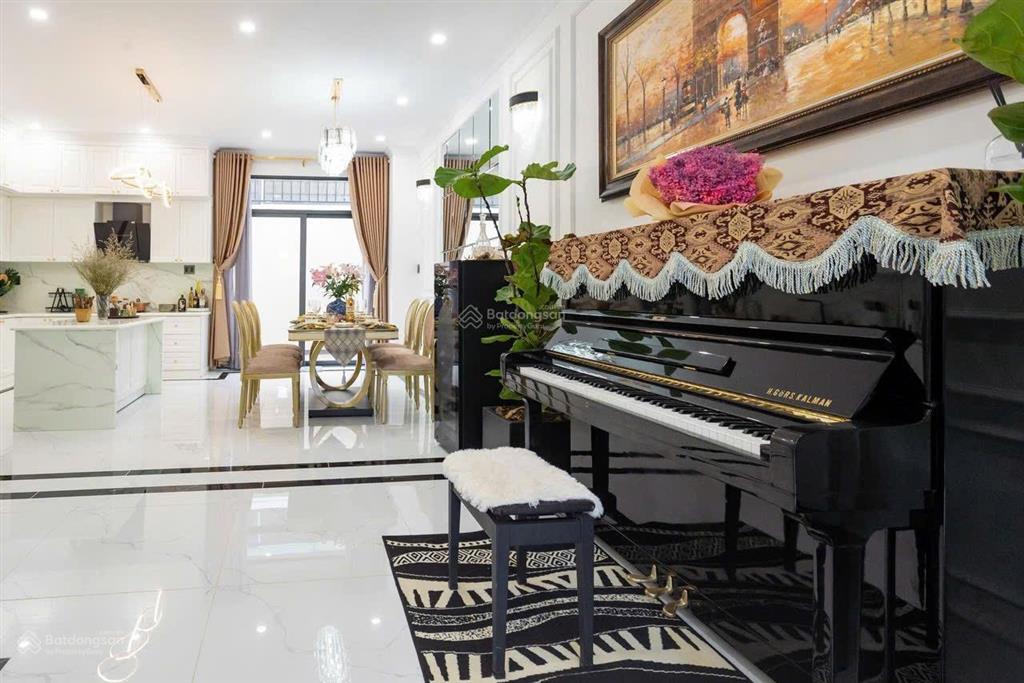 Cho thuê biệt thự verosa park full nội thất, 30 triệu/th, sd238m2, view đẹp, 4pn, 5wc