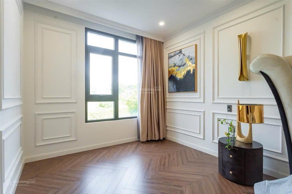 Cho thuê biệt thự verosa park full nội thất, 30 triệu/th, sd238m2, view đẹp, 4pn, 5wc