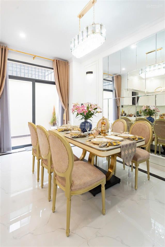 Cho thuê nhà verosa khang điền compound cao cấp 32tr  6x20  chỉ cần xách vali vào ở