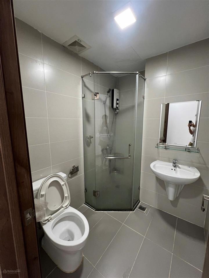 Bán 2 phòng ngủ chung cư greenfield full nội thất, view sông, sẵn hợp đồng thuê 13 triệu giá 4ty2