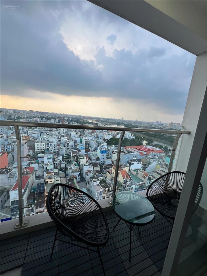 Bán 2 phòng ngủ chung cư greenfield full nội thất, view sông, sẵn hợp đồng thuê 13 triệu giá 4ty2