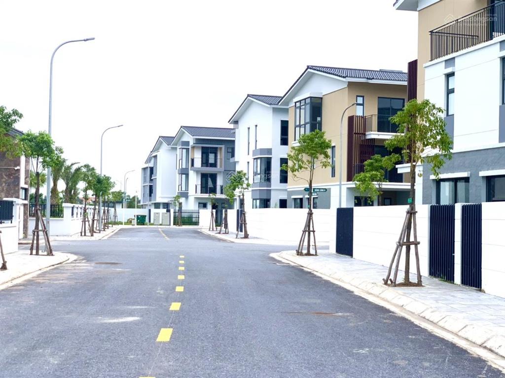 Chị gái xinh đẹp đi nước ngoài bán nhà phố liền kề giá 4,8 tỷ vnd tại dự án vsip hải phòng