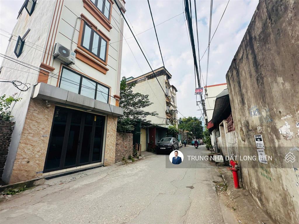 Chính chủ cần bán gấp căn nhà 48m2 x 5t view hồ ô tô tránh ngõ thông kinh doanh tốt an sinh đỉnh