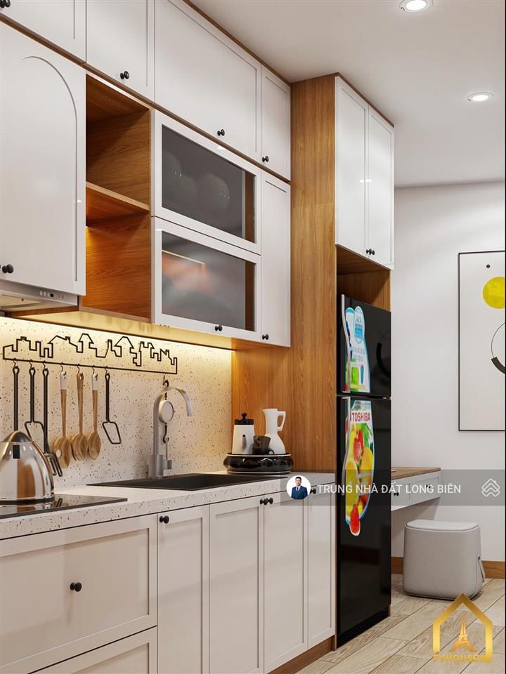 Cc bán căn hộ dịch vụ 60m2 x 7t tháng máy gara ô tô ngõ ô tô gần chợ vàng cổ bi dân cư đông đúc