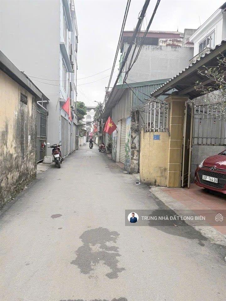 Nhỉnh 5 tỷ chủ bán gấp căn nhà phúc lợi long biên 35m2 x 5t ô tô vào nhà ô tô thông kinh doanh tốt