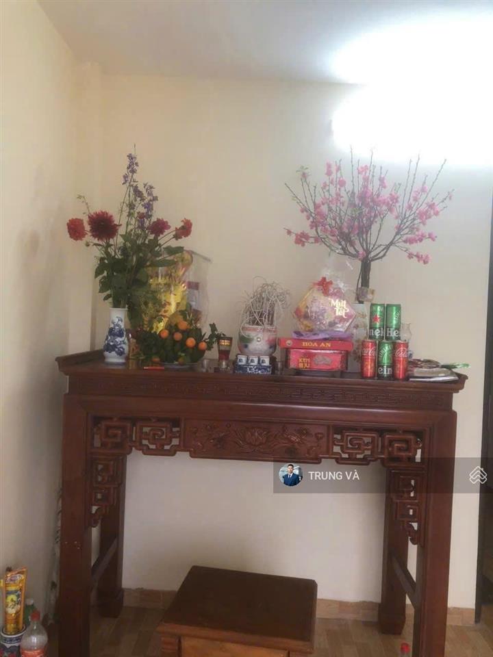 Chủ đi nước ngoài bán gấp căn nhà bát khối long biên 34m2 x 5 tầng chỉ 5,4 tỷ gần aeon mall