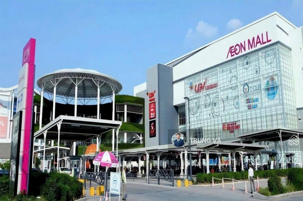 Chủ đi nước ngoài bán gấp căn nhà bát khối long biên 34m2 x 5 tầng chỉ 5,4 tỷ gần aeon mall
