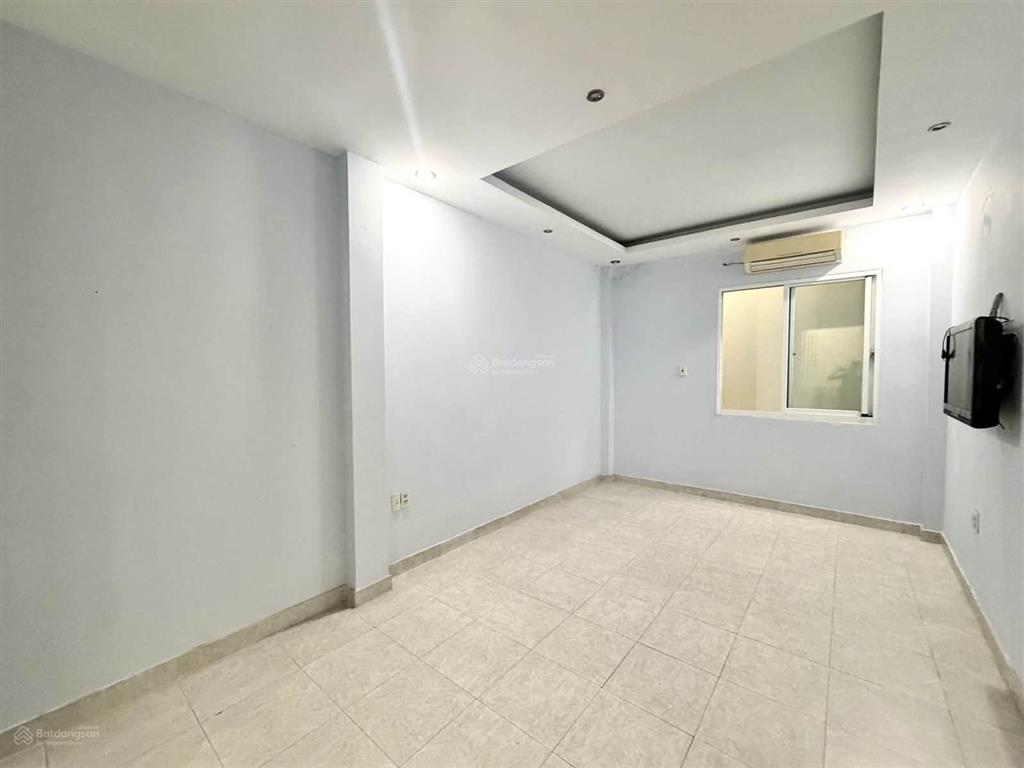 Nhà gần phố ẩm thực phan xích long  đường hoa  60m²  ngang 6m  4 tầng  4pn  tiện ở và kd