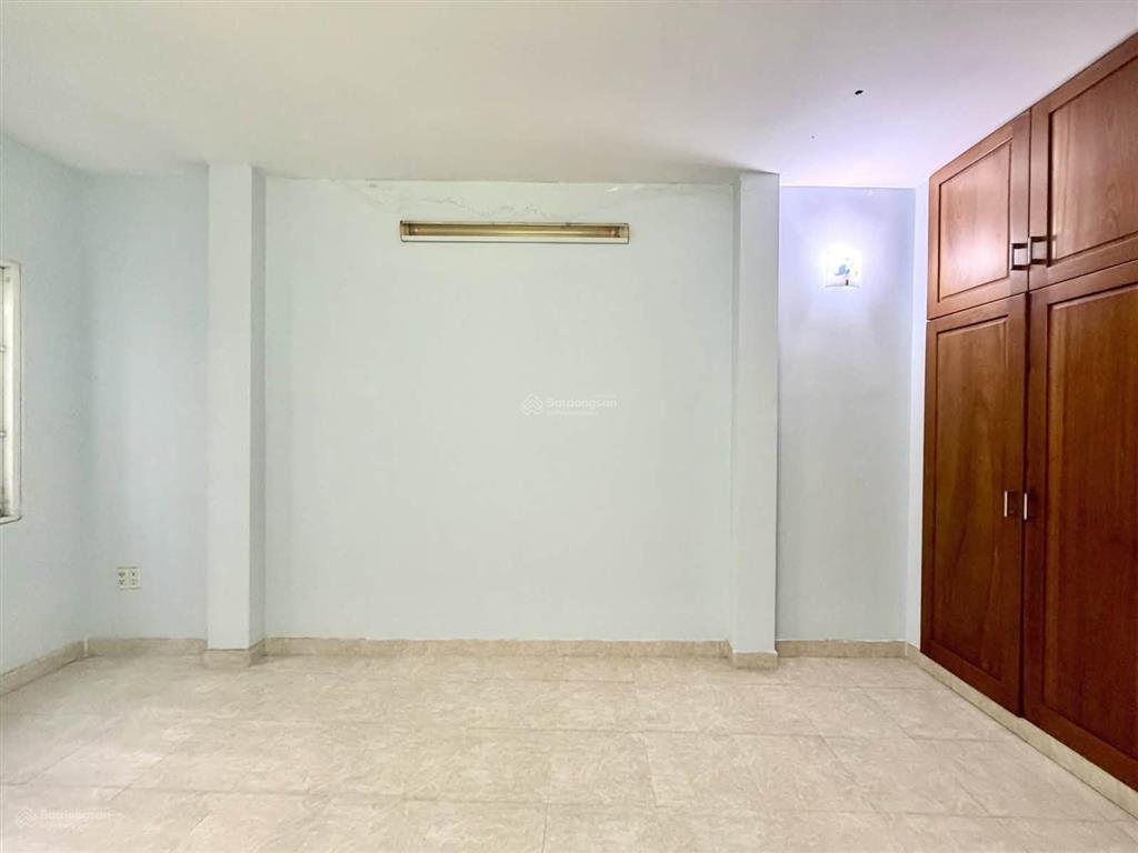 Nhà gần phố ẩm thực phan xích long  đường hoa  60m²  ngang 6m  4 tầng  4pn  tiện ở và kd