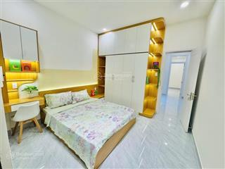Nhà sát mặt tiền lạc long quân  45m2  3 phòng ngủ  hẻm 3m  tặng nội thất