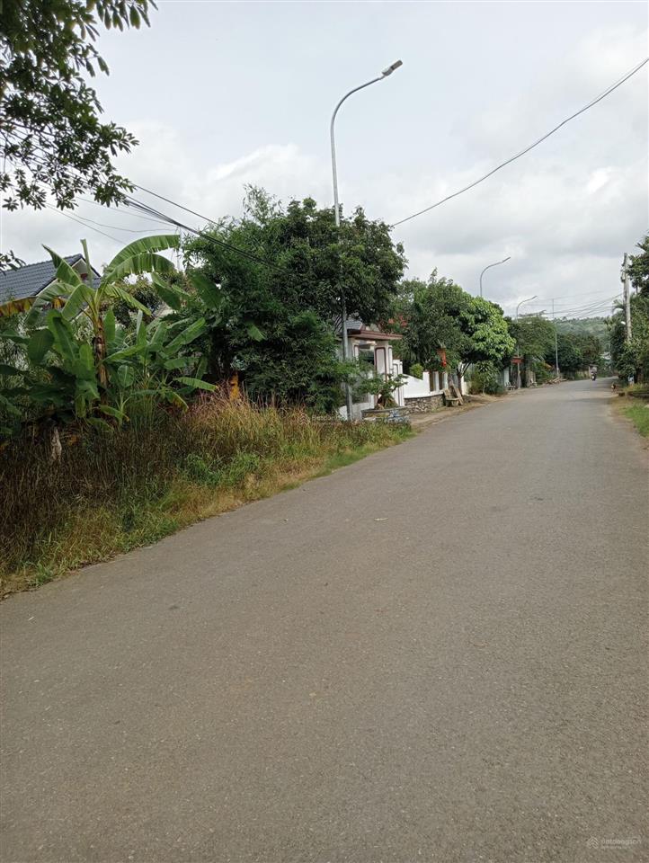 Bán đất thị trấn cao phong, giá 10 triệu / m2, dt 2000m2, pháp lý đầy đủ, uy tín!