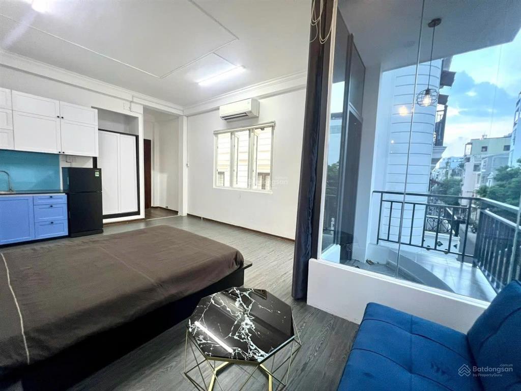 Cho thuê căn hộ dịch vụ  phòng dịch vụ 101/thành thái quận 10