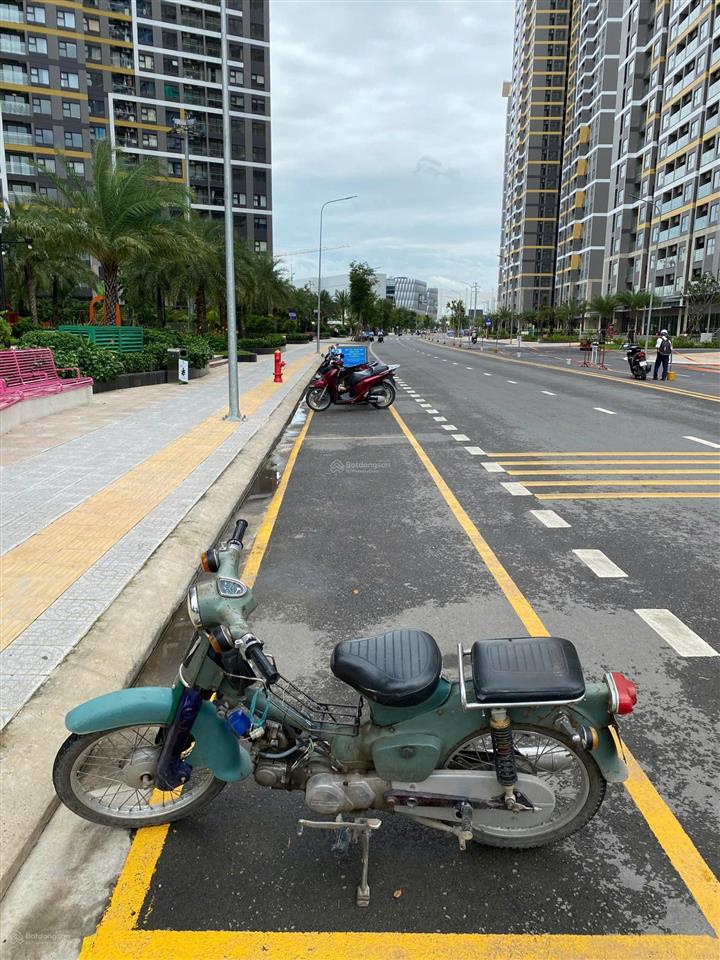 Cho thuê shop khối đế hướng đường chính về trung tâm thương mại vincom tại vinhomes grand park