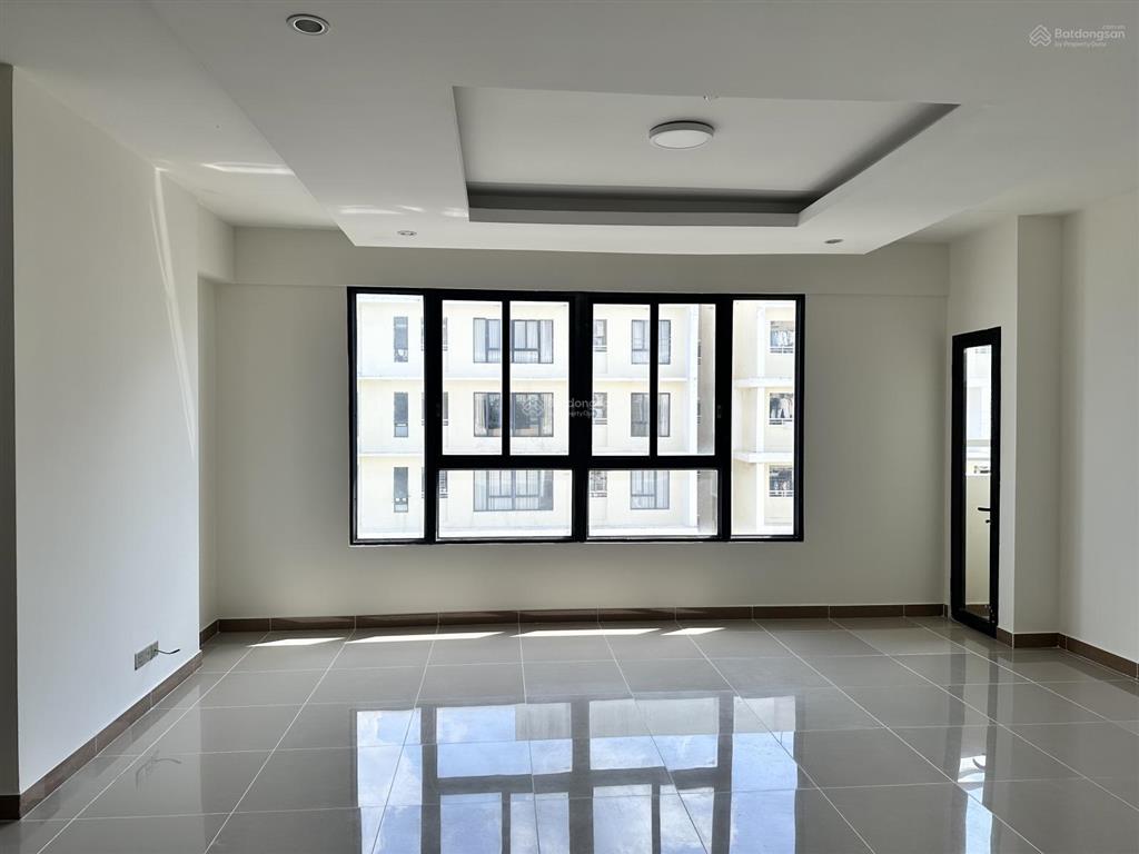 Bán căn hộ 90m2 = 3pn  2wc. giá 4 tỷ 200 triệu.  mr. tùng 0964 690 ***