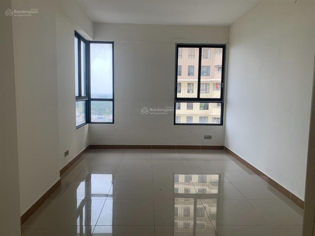 Bán căn hộ 97m2= 3pn  2wc. giá 3 tỷ 250.  mr. tùng 0964 690 ***