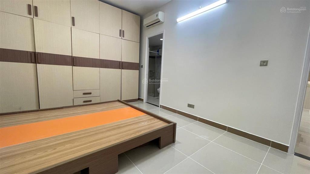 Bán căn hộ 67m2 = 2pn  2wc. nhà có nội thất. giá 2 tỷ 550 triệu.  mr. tùng 0964 690 ***
