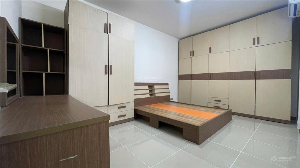 Bán căn hộ 67m2 = 2pn  2wc. nhà có nội thất. giá 2 tỷ 550 triệu.  mr. tùng 0964 690 ***