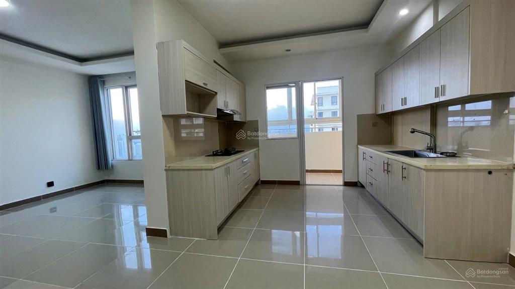 Bán căn hộ 67m2 = 2pn  2wc. nhà có nội thất. giá 2 tỷ 550 triệu.  mr. tùng 0964 690 ***
