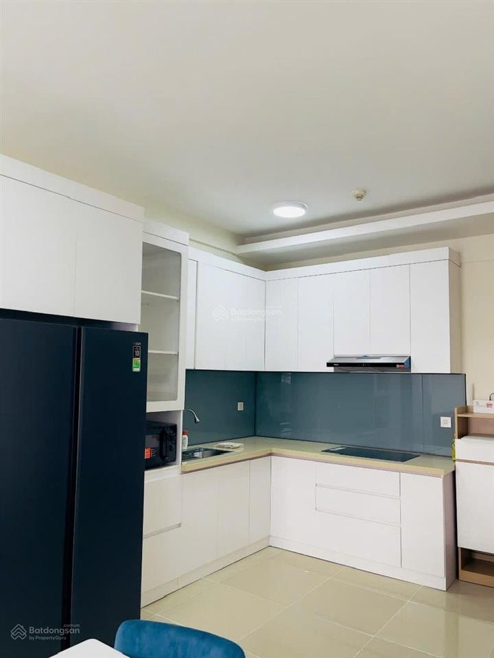Bán căn hộ 97m2  3pn  2wc. giá 3 tỷ 250.  mr. tùng 0964 690 ***