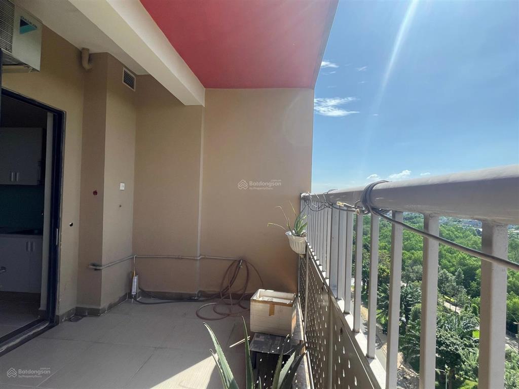 Bán căn hộ 75m2 = 2pn  2wc. nhà có nội thất. giá 3 tỷ 150 triệu.  mr. tùng 0964 690 ***