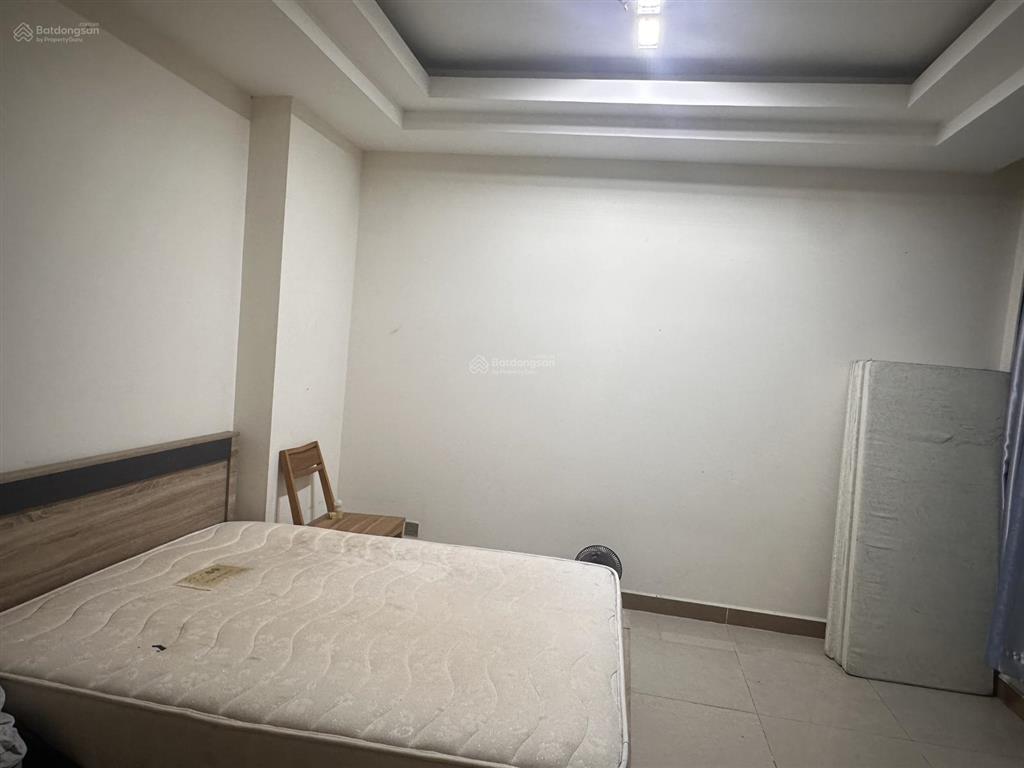 Cho thuê căn hộ 90m = 2pn  2wc, nhà đầy đủ nội thất. giá 9,5/tháng.  mr. tùng 0964 690 ***