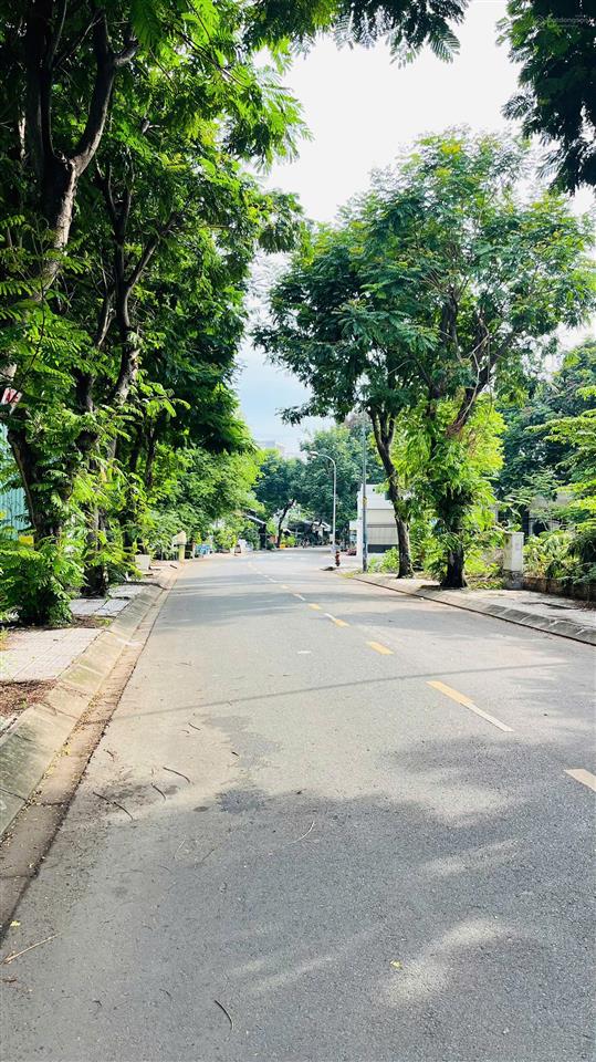 Lô đất đẹp tại kđt 152ha cát lái, giá chỉ ~71tr/m2, sổ hồng sẵn, đường to rộng