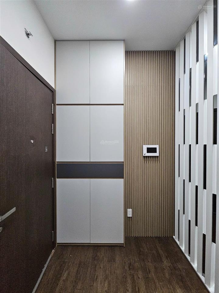 Mình cần bán lô văn phòng / diện tích 14m2  giá bán 1,4 tỷ  pháp lý hợp đồng mua bán