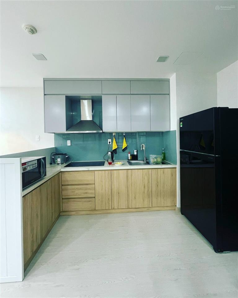 Chủ nhà gửi bán ch 1pn the prince residence / dt 46m2  giá bán 5,5 tỷ  pháp lý sổ hồng lâu dài