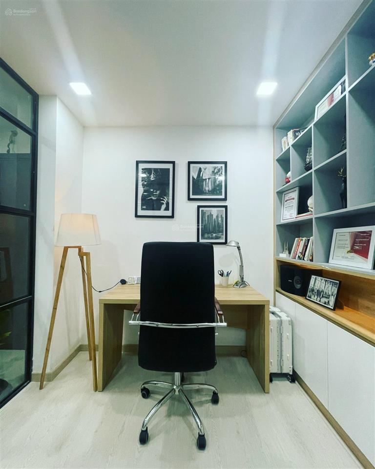 Chủ nhà gửi bán ch 1pn the prince residence / dt 50m2  giá bán 4,7 tỷ  pháp lý sổ hồng lâu dài