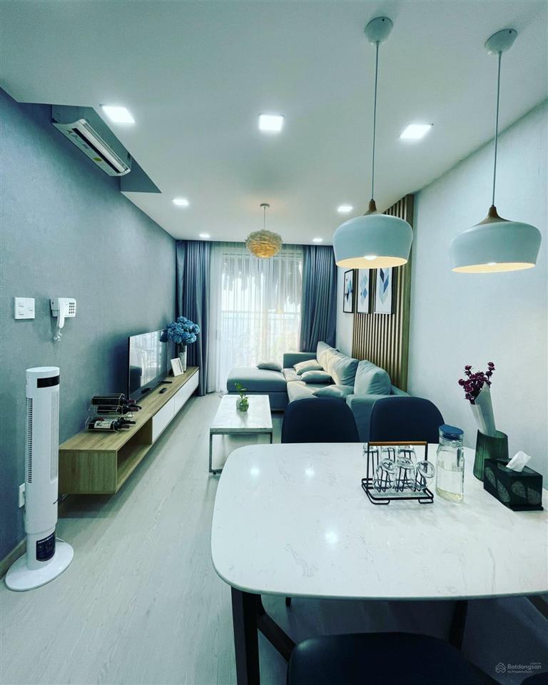 Chủ nhà gửi bán ch 1pn the prince residence / dt 46m2  giá bán 5,5 tỷ  pháp lý sổ hồng lâu dài