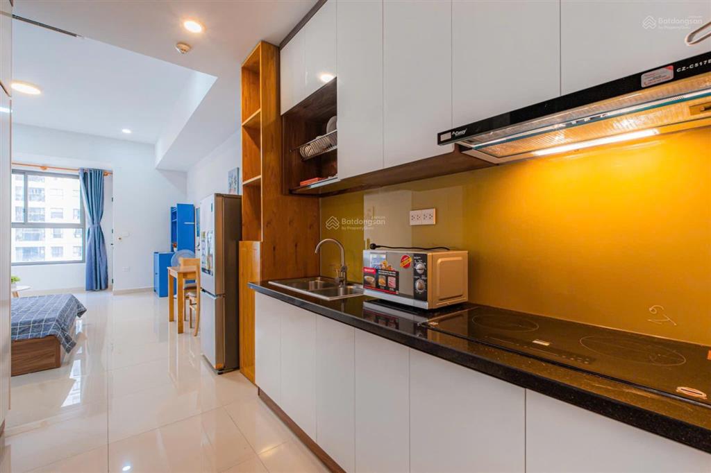 Chính chủ bán căn hộ ot kingston residence / diện tích 30m2  giá bán 2,95 tỷ  pháp lý sổ hồng