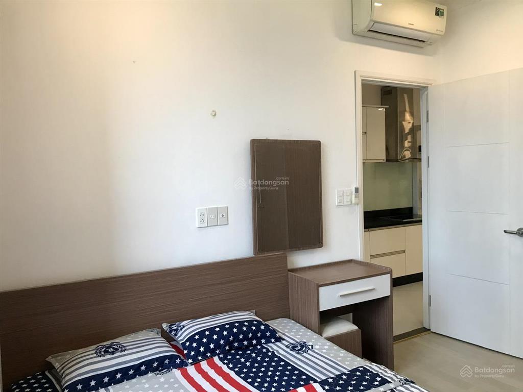 Chính chủ gửi bán 1pn ot sky center / tân bình  diện tích 35m2  giá bán 2,6 tỷ  view đẹp