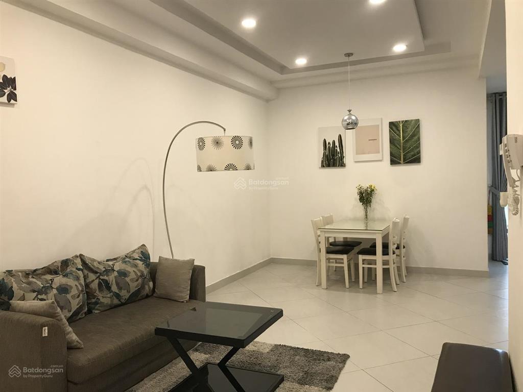 Chính chủ gửi bán 1pn ot sky center / tân bình  diện tích 35m2  giá bán 2,6 tỷ  view đẹp