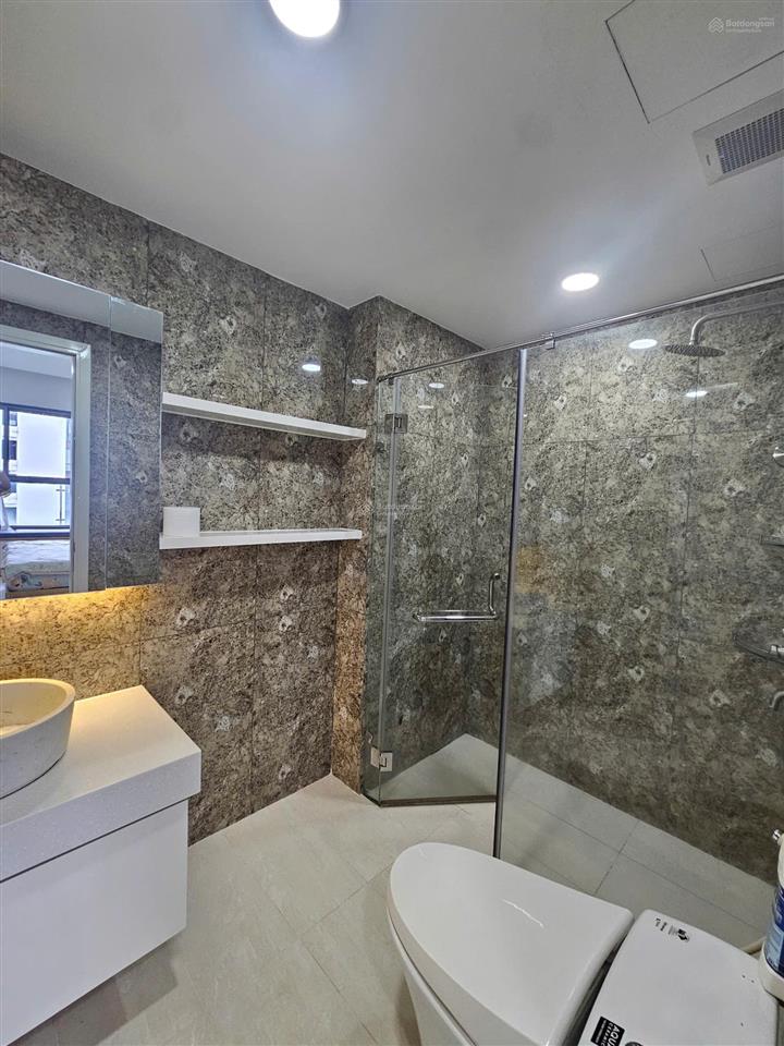 Tôi chủ nhà cần bán căn hộ 2pn orchard garden / phú nhuận  diện tích 73m2  giá bán 6,8 tỷ