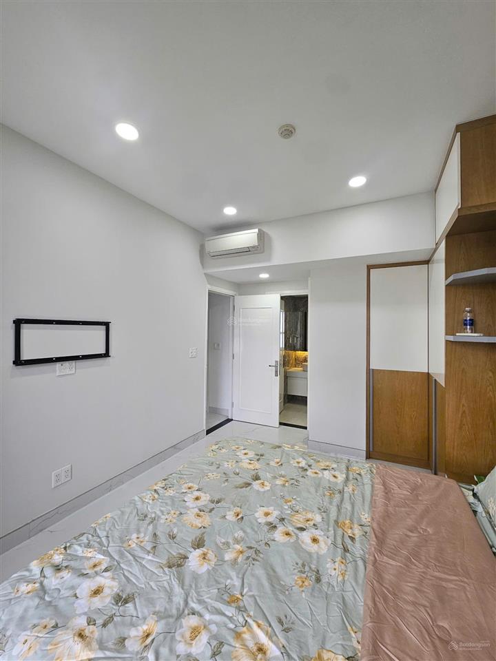 Tôi chủ nhà cần bán căn hộ 2pn orchard garden / phú nhuận  diện tích 73m2  giá bán 6,8 tỷ