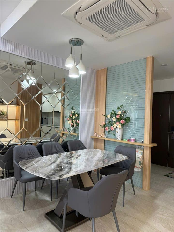 Chủ nhà cần bán căn hộ 3pn sổ hồng riêng the prince residence / diện tích 84m2  giá bán 8,5 tỷ