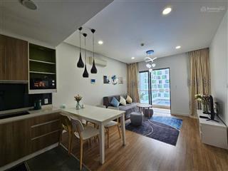 Chính chủ gửi bán gấp căn hộ 1pn sky center / diện tích 36m2  giá bán 2,6 tỷ  view thoáng mát