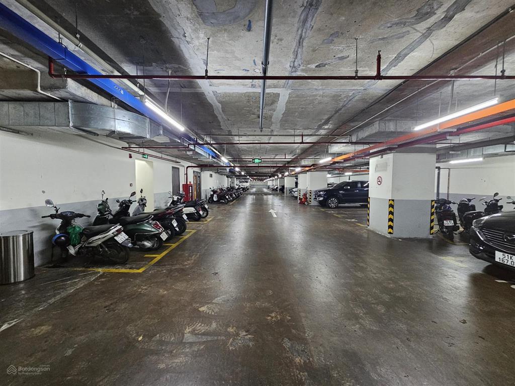 Mình cần bán căn hộ 2pn kingston residence phú nhuận  dt 65m2  giá 6,2 tỷ  sổ hồng lâu dài