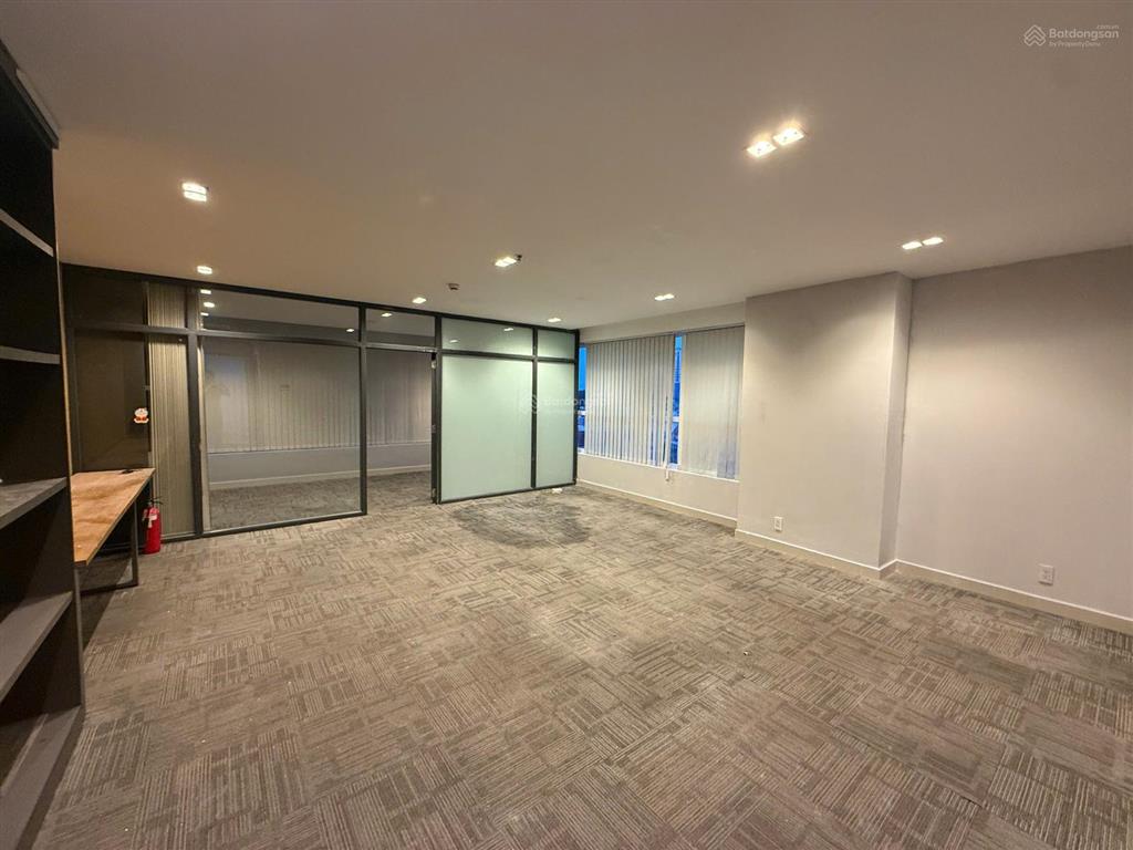 Mình cần bán lô văn phòng sổ hồng the prince residence  phú nhuận / dt 50m2  giá bán 5,3 tỷ