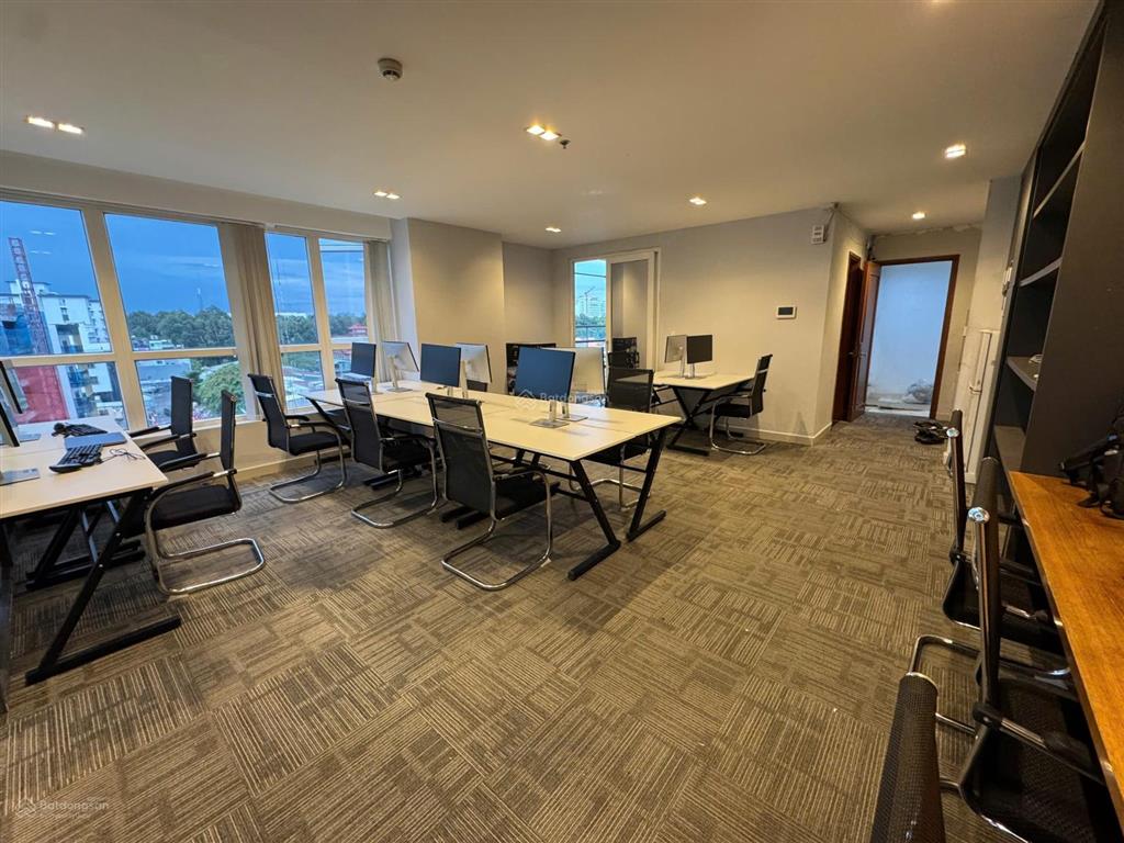 Mình cần bán lô văn phòng sổ hồng the prince residence  phú nhuận / dt 50m2  giá bán 5,3 tỷ