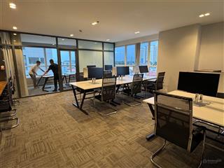 Mình cần bán lô văn phòng the prince residence  dt 50m2  giá bán 5,3 tỷ  pl sổ hồng vĩnh viễn