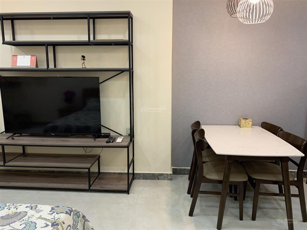 Mình cần bán căn hộ ot orchard parkview / diện tích 36m2  giá bán 3,1 tỷ  tầng trung thoáng mát