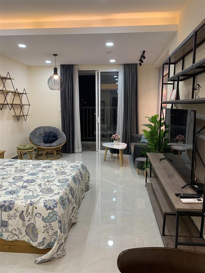 Mình cần bán căn hộ ot orchard parkview / diện tích 36m2  giá bán 3,1 tỷ  tầng trung thoáng mát