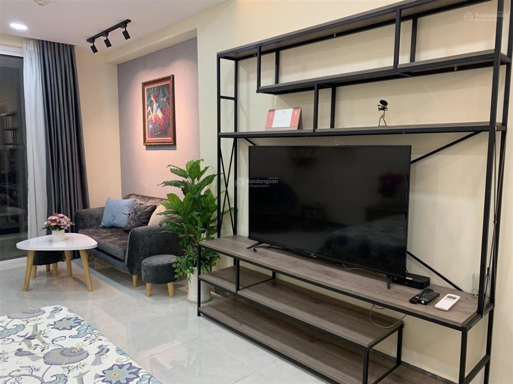 Mình cần bán căn hộ ot orchard parkview / diện tích 36m2  giá bán 3,1 tỷ  tầng trung thoáng mát