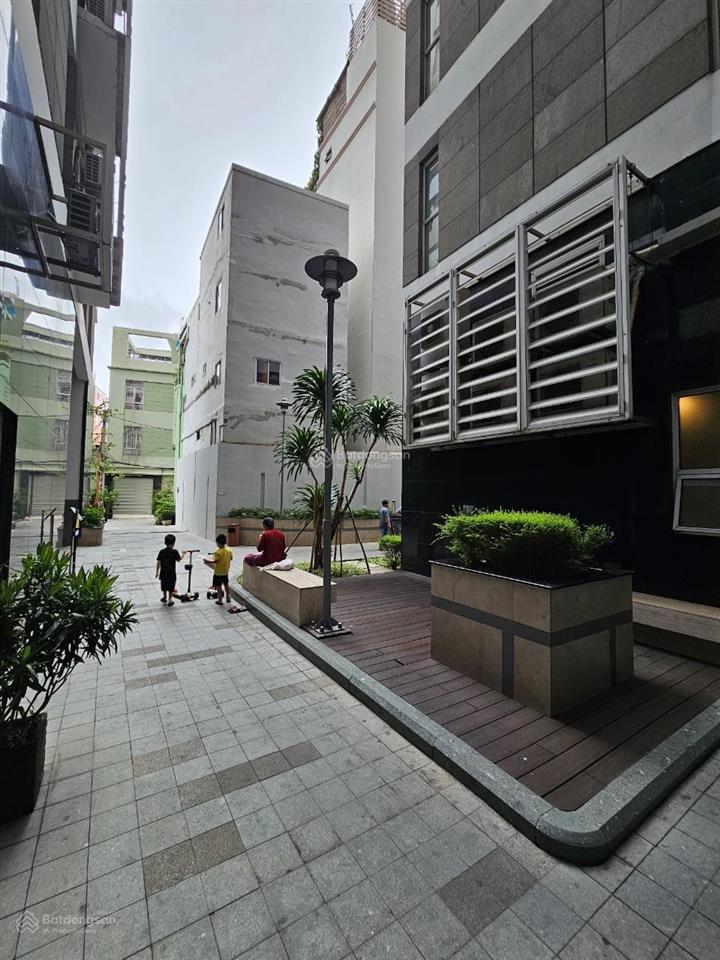 Tôi chính chủ bán băn phòng the prince residence  dt 13m2  giá bán 1,1 tỷ  pl sổ hồng lâu dài