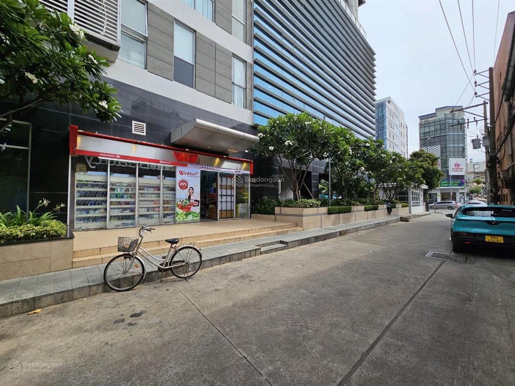 Tôi chính chủ bán băn phòng the prince residence  dt 13m2  giá bán 1,1 tỷ  pl sổ hồng lâu dài