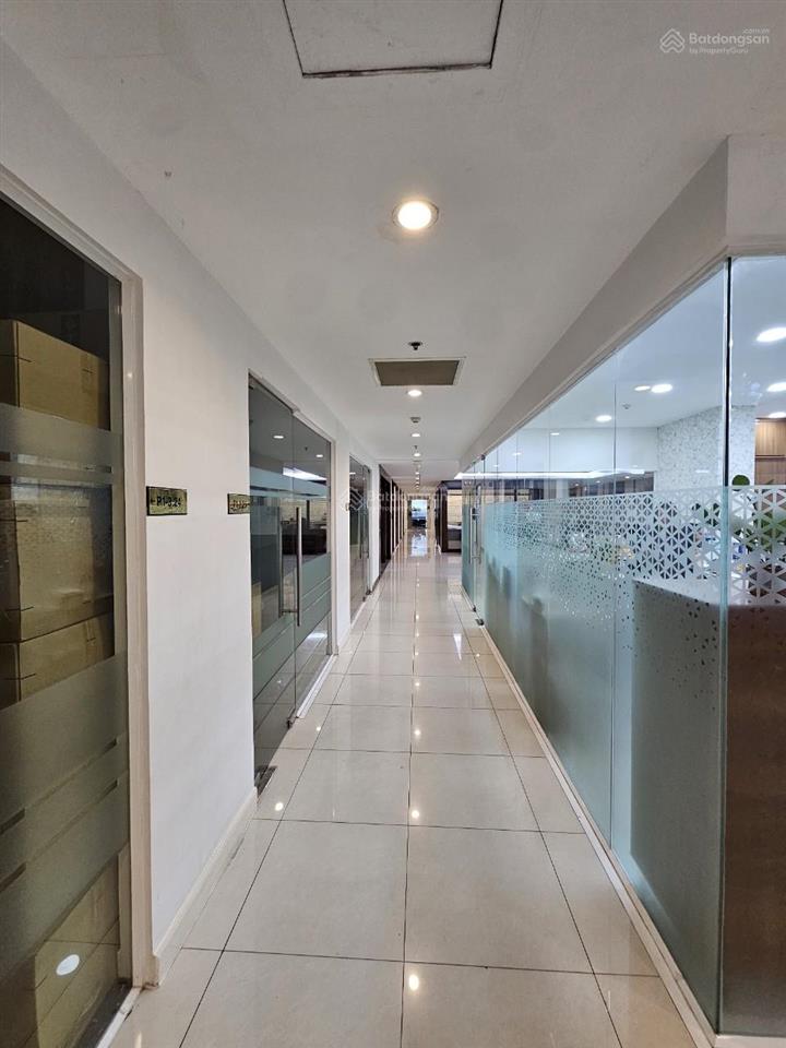 Tôi chính chủ bán băn phòng the prince residence  dt 13m2  giá bán 1,1 tỷ  pl sổ hồng lâu dài