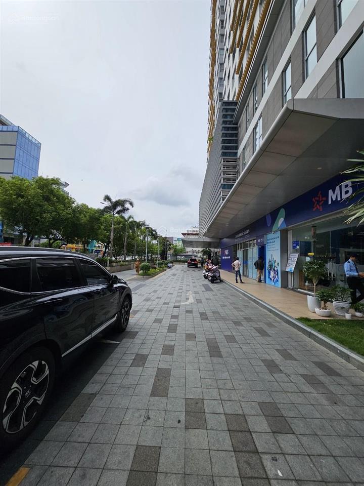 Tôi chính chủ bán băn phòng the prince residence  dt 13m2  giá bán 1,1 tỷ  pl sổ hồng lâu dài